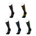 Calcetines de compresión deportivos de baloncesto con protección de pantorrilla de alta elasticidad de 20-30 mmhg para hombres